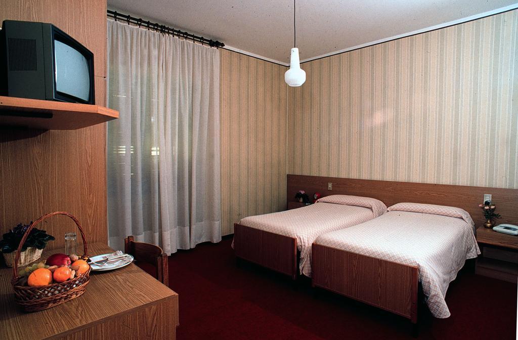 Hotel Margna Morbegno Kültér fotó