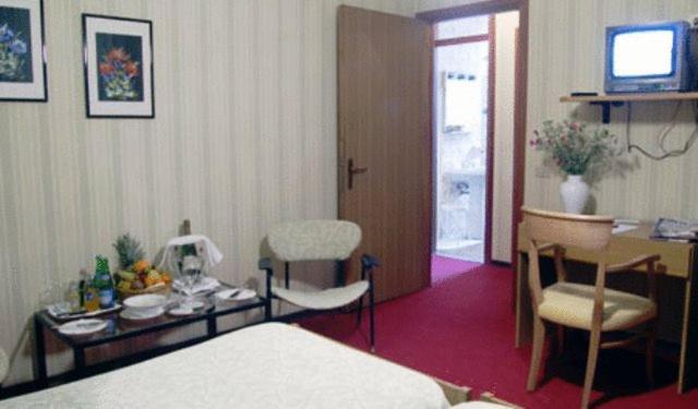 Hotel Margna Morbegno Kültér fotó